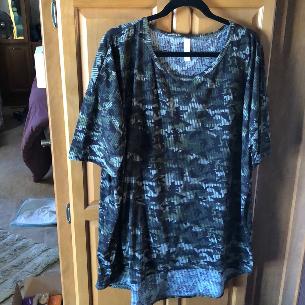 Lularoe Irma 2x 2xl